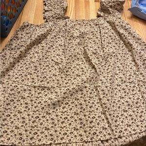 Women’s size large floral tank no brand name